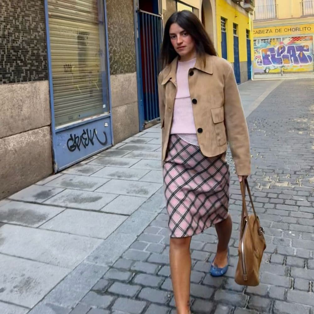  Skirts Were Chicest in the ‘90s—4 Retro Trends Making a Comeback Right Now 