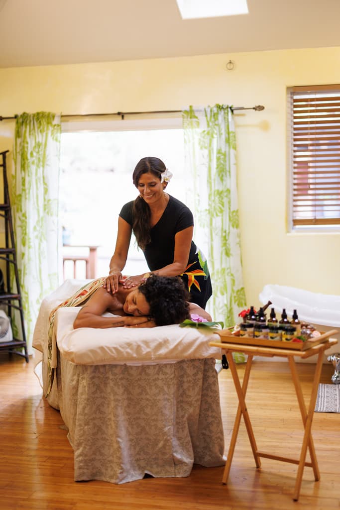 Find Beauty and Bliss at This Traditional Lomilomi Spa on Maui