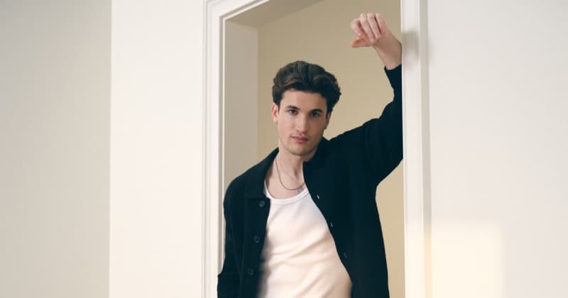 Abercrombie & Fitch Embraces a Confident, Collegiate Cool